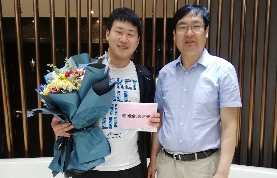 传递温暖 共筑希望——我院职工齐福宇捐献造血干细胞