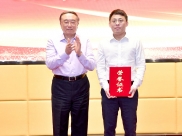 于金明院士爱生创新奖学金颁发仪式暨院士报告会举行