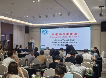践行“一带一路”——于金明院士赴新疆开展交流指导