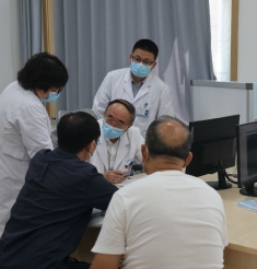 谢谢你们，中国医师节快乐！