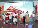 向月亮许个圆——山肿儿科里的温暖与团圆