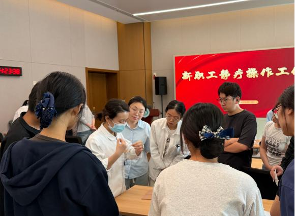 静疗培训照片3.png